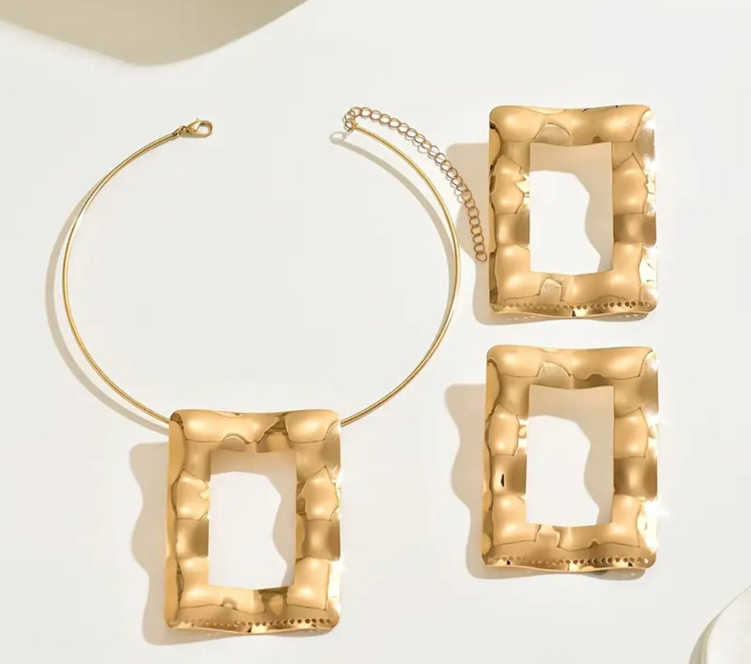 Necklace and Earring Set